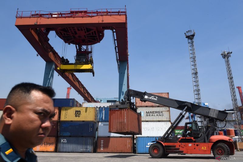 Surplus Neraca Perdagangan Agustus 2024 Dukung Ketahanan Ekonomi