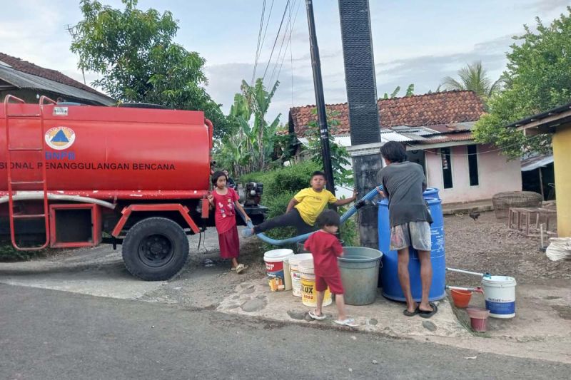 Kekeringan Melanda 43 Desa di Banyumas, BPBD Salurkan Bantuan Air