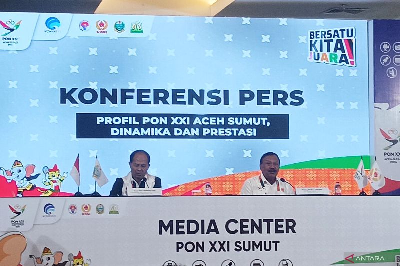 Ketua Headquarter Panitia Pengawas dan Pengarah (Panwasrah) PON XXI Aceh-Sumut Mayjen TNI (Purn) Suwarno dalam konferensi pers bertajuk "Profil PON Aceh-Sumut, Dinamika dan Prestasi" di Medan, Sumatera Utara (Sumut), Rabu (18/9/2024). ANTARA/Tri Meilani Ameliya