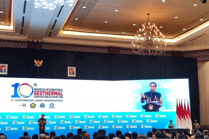 President Joko Widodo delivering a speech during the opening of the 10th Indonesia International Geothermal Convention and Exhibition in Jakarta on Wednesday (September 18, 2024). ANTARA/Mentari Dwi Gayati