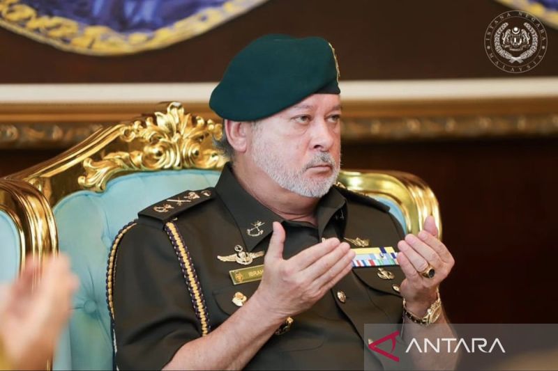 Raja Malaysia Kunjungi China untuk Peringati 50 Tahun Hubungan Diplomatik