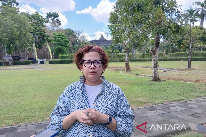Direktur Utama PT Taman Wisata Candi Borobudur, Prambanan dan Ratu Boko (TWC) Febrina Intan. ANTARA/Heru Suyitno