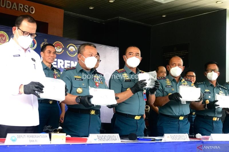TNI AL Gagalkan Penyelundupan Narkoba di Pulau Sebatik dan Berhala