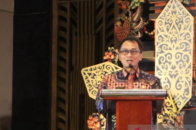 Asisten Perekonomian dan Administrasi Pembangunan Setdaprov Kaltim, Ujang Rahmad ( Diskominfo Kaltim).