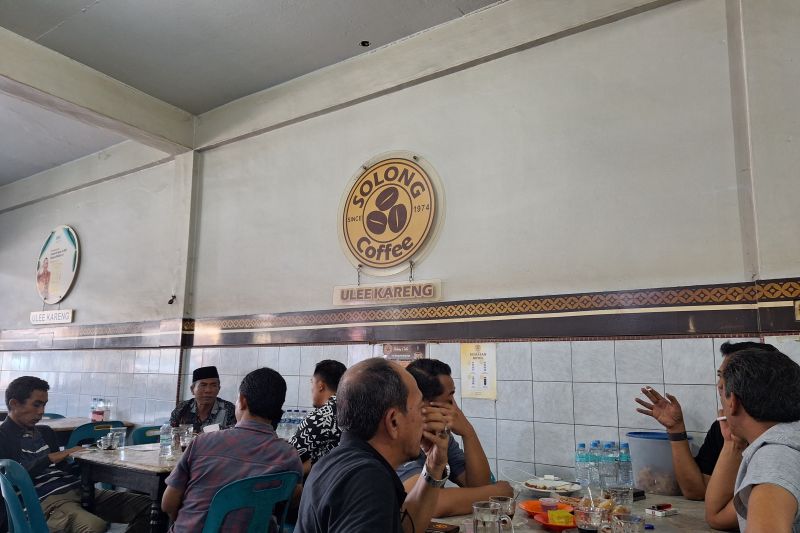 Budaya Kedai Kopi Aceh, Tradisi dan Perkembangannya dalam Kehidupan Sosial