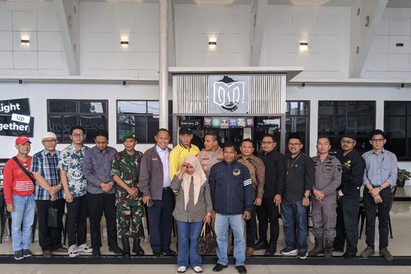 Persiapan kampanye damai 24 September, KPU Padang Panjang gelar rakor. (ANTARA/Isril)