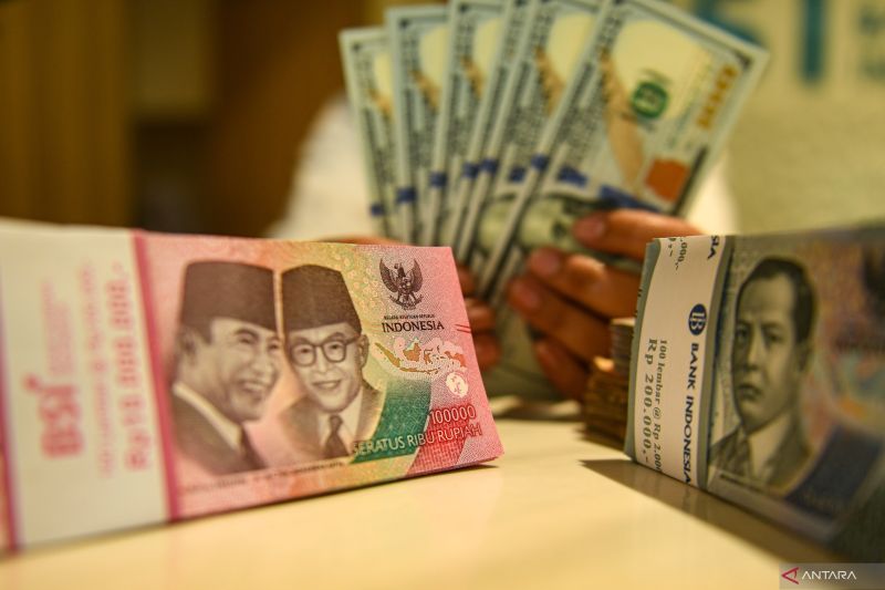 Penguatan Rupiah Dipicu Euforia Pemotongan Suku Bunga BI dan Fed