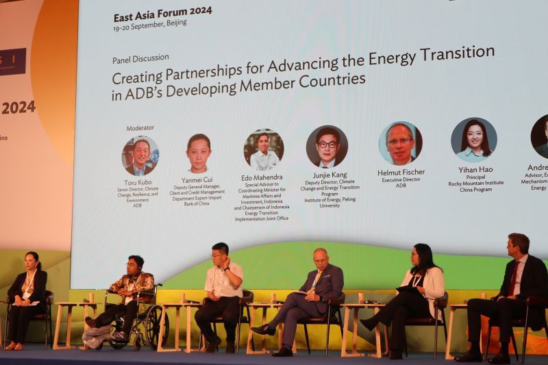 Kemitraan Energi Adil Indonesia, Mendorong Proyek Transisi Energi