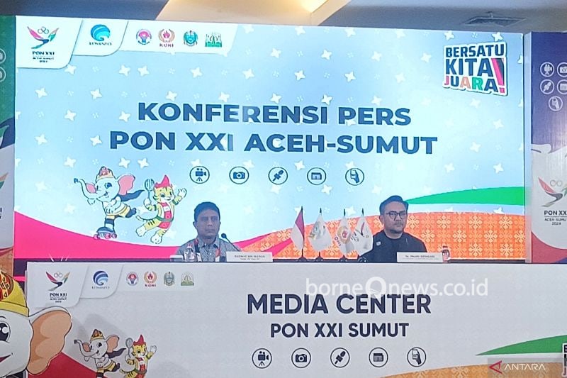 Direktur Jenderal Informasi dan Komunikasi Publik (Dirjen IKP) Kementerian Komunikasi dan Informatika (Kemenkominfo) Prabunindya Revta Revolusi saat memaparkan Laporan Monitoring Media PON Aceh-Sumut 2024 dalam konferensi pers di Medan, Sumatera Utara, Jumat (20/9/2024). ANTARA/Tri Meilani Ameliya
