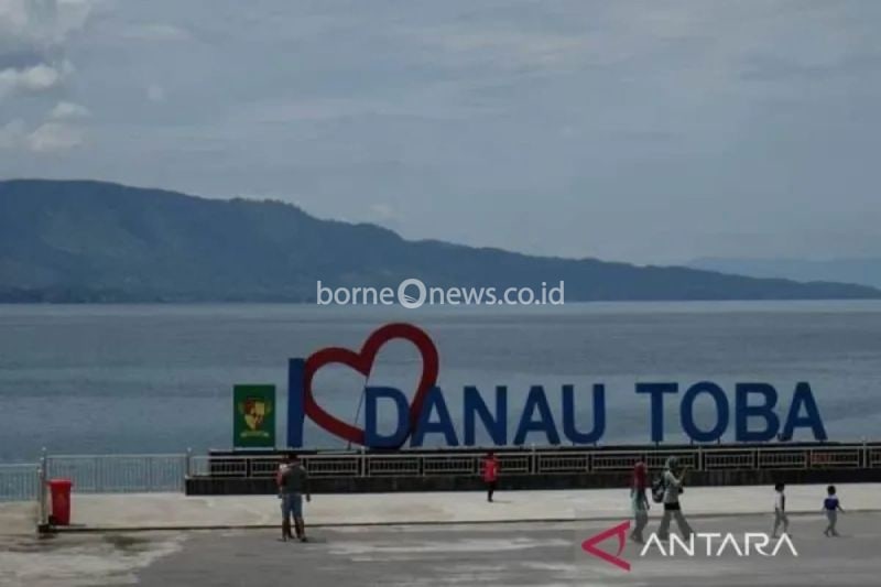 Salah satu objek pariwisata di Sumatera Utara, Danau Toba. ANTARA/Irsan Mulyadi