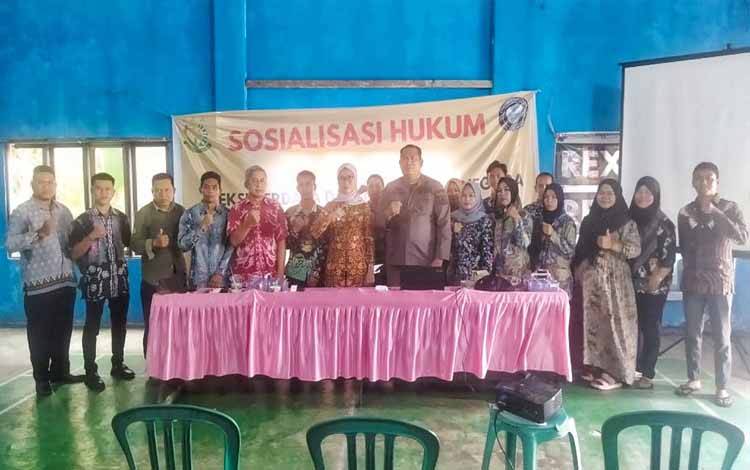 Kejari Barito Timur Sosialisasi Pencegahan Risiko Hukum dalam Pengelolaan Dana Desa