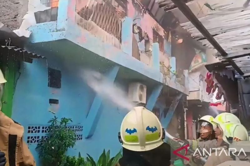 Kebakaran Tragis di Jakarta Timur, Tiga Balita Tewas Terjebak