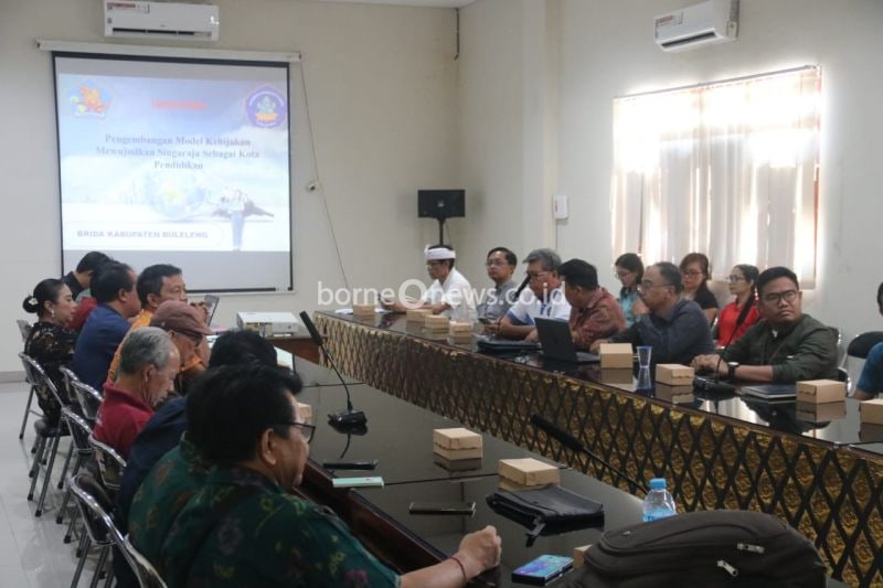 Brida Buleleng bersama para pakar menyusun kajian Singaraja sebagai kota pendidikan di Singaraja, Bali, Jumat (20/9/2024). ANTARA/HO-Humas Pemkab Buleleng