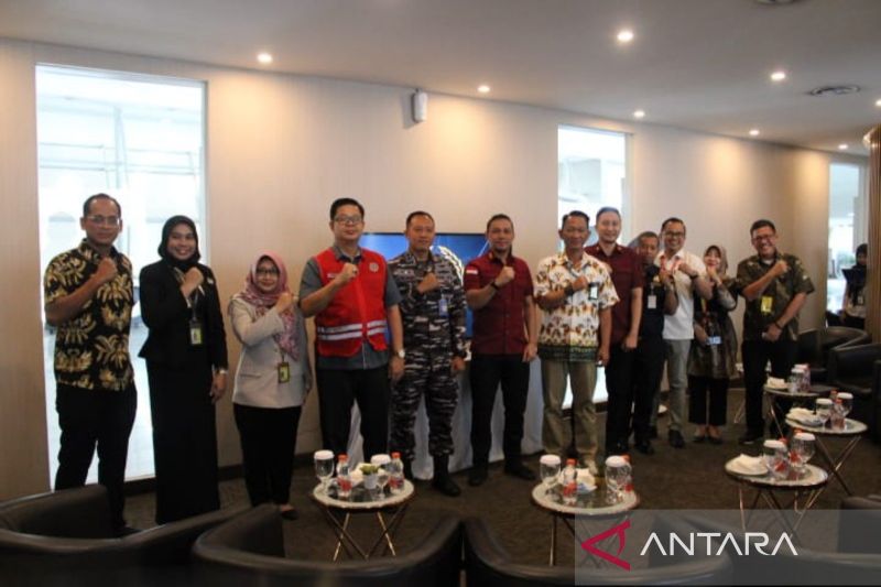 Inovasi Autogate di Bandara Juanda Mempermudah Pemeriksaan Penumpang