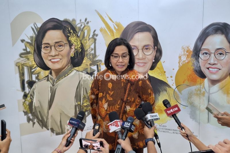 Menteri Keuangan Sri Mulyani Indrawati saat konferensi pers peluncuran buku authorized biografi "No Limits: Reformasi dengan Hati" di Jakarta, Jumat (20/9/2024). ANTARA/Bayu Saputra