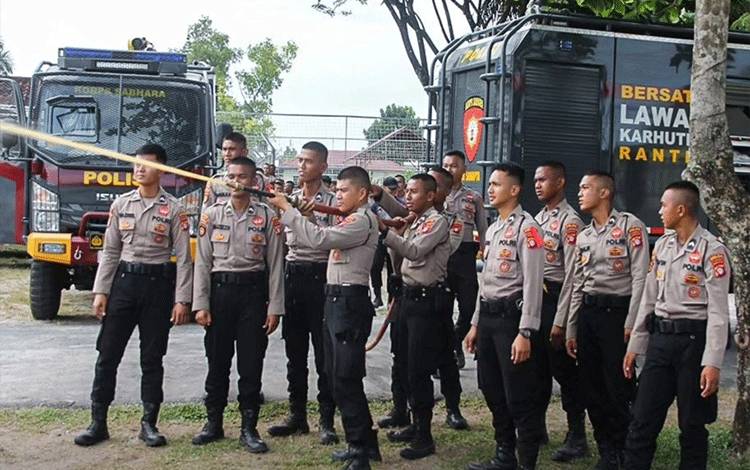 Ditsamapta Polda Kalteng Gelar Latihan Penanggulangan Karhutla