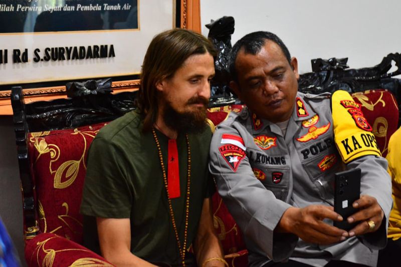 Upaya Soft Approach Satgas Cartenz Bebaskan Pilot Philip Mark Mehrtens