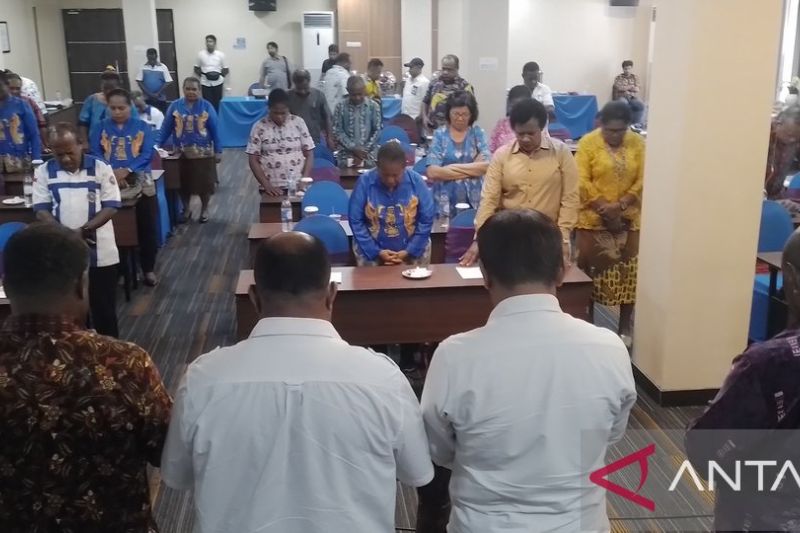Apresiasi MRP atas Pembebasan Pilot Philip oleh Masyarakat Papua