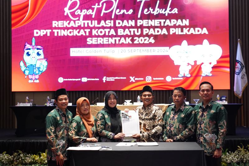 Arsip Foto : Pelaksanaan Rapat Pleno Terbuka Penetapan DPT Pilkada 2024 oleh KPU Kota Batu, Jawa Timur, Jumat (20/9/2024). (ANTARA/HO-KPU Kota Batu)