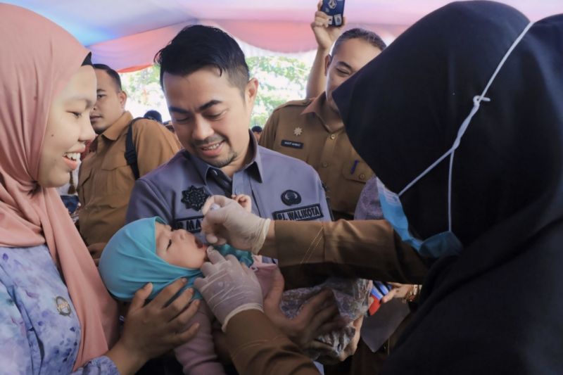 Imunisasi Polio di Riau Capai 1,5 Juta Anak, Tantangan di Pekanbaru