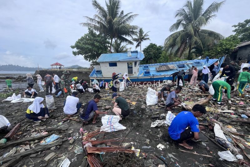 LSM MCC Serukan Kesadaran Masyarakat dalam Pengelolaan Sampah Plastik di Banda Naira