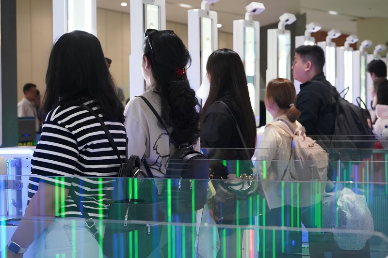 Imigrasi Soetta Layani 10,8 Juta Penumpang Internasional 2024