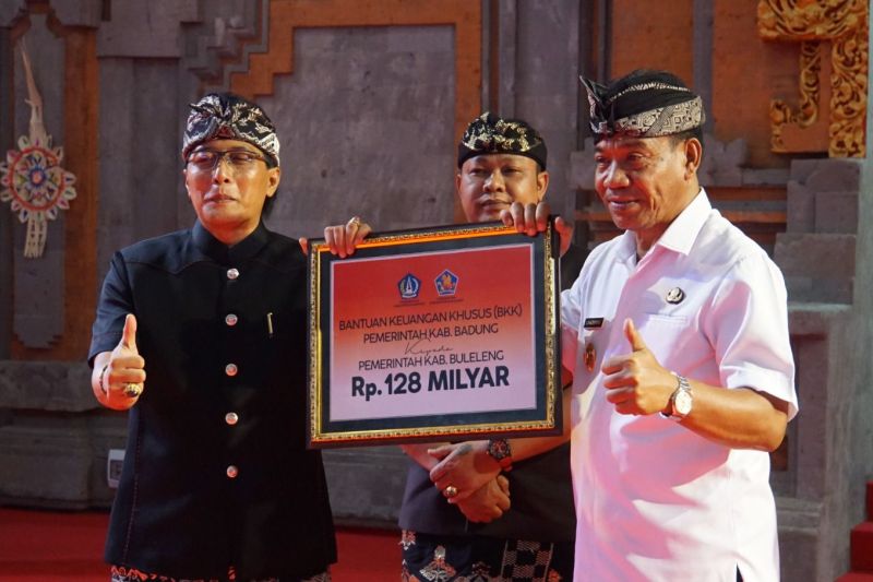 Penjabat Bupati Buleleng Serukan Netralitas Kepala Desa Pilkada 2024