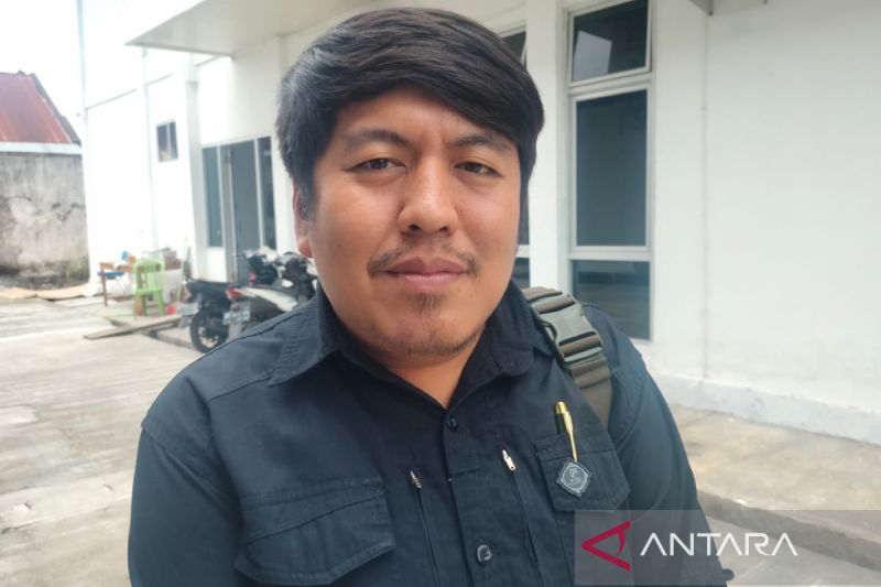 Koordinator Divisi Hukum, Pencegahan, Parmas dan Humas (HPPH) Bawaslu Rejang Lebong Muhammad Al Abror. ANTARA/Nur Muhamad.