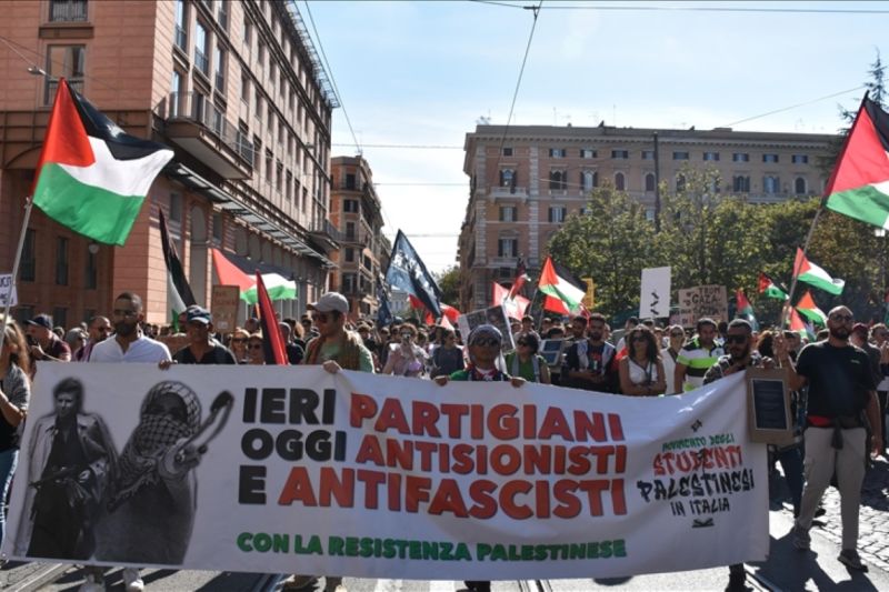 Ribuan Warga Roma Protes Menuntut Akhiri Genosida Palestina