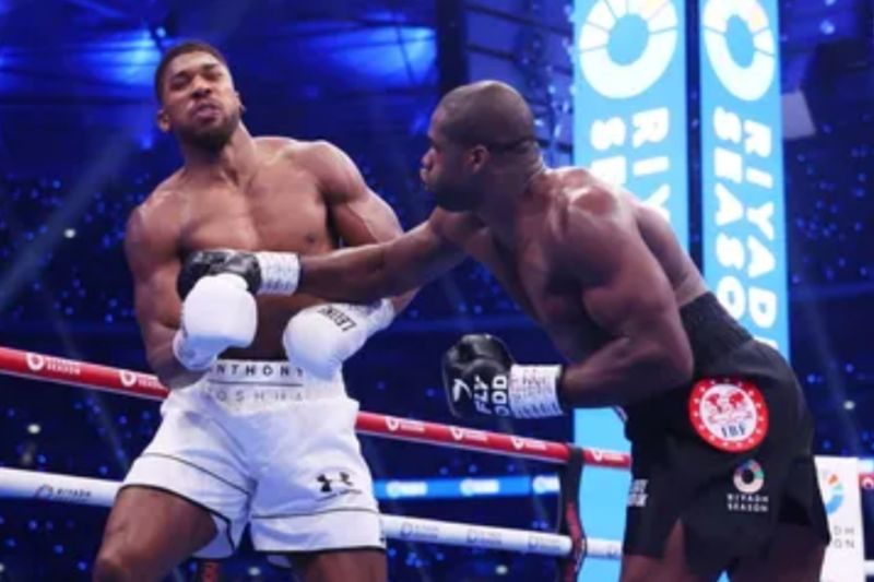 Daniel Dubois Pertahankan Gelar Juara Kelas Berat IBF setelah Kalahkan Anthony Joshua