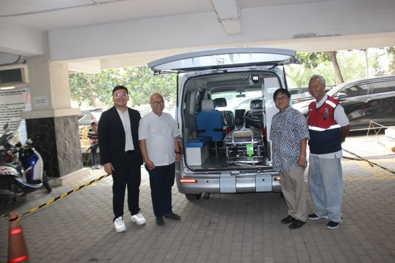 Ambulan untuk Gereja St. Helena, Komitmen Kemanusiaan di Tangerang