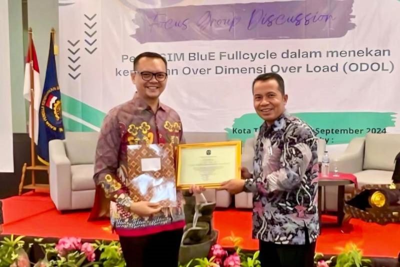 Pemkot Tangerang Raih Penghargaan Kemenhub untuk Aplikasi SIM BLUE