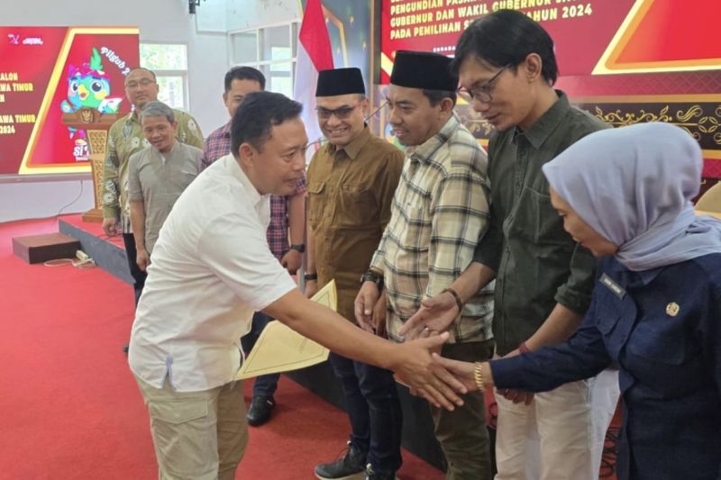 KPU Jatim Tetapkan Tiga Pasangan Calon Pilkada 2024 dengan Dukungan Partai