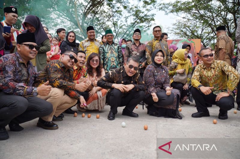 Pesona Kulminasi Matahari di Tugu Khatulistiwa Pontianak