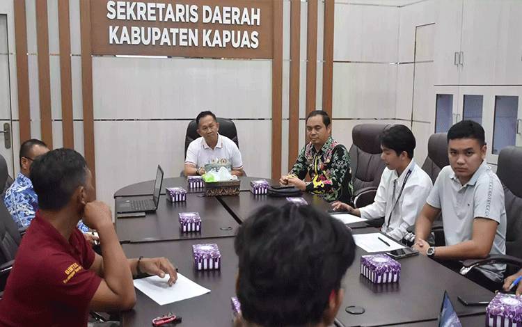 Sekda Kapuas Pimpin Rapat Persiapan Penyusunan Laporan Pertanggungjawaban Pj Bupati