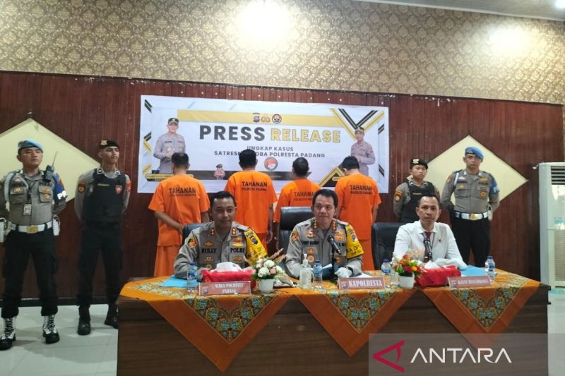 Tiga Anggota DPRD Mentawai Ditangkap Kasus Narkoba Sabu-Sabu