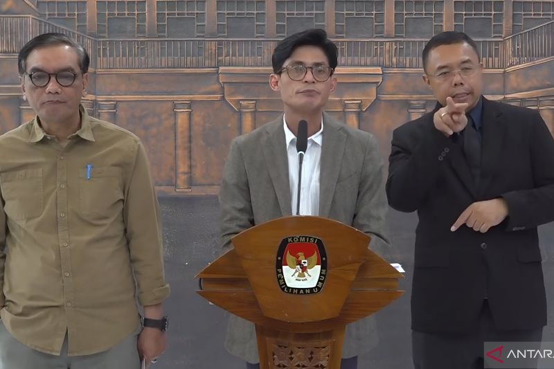 1. KPU Tetapkan 1.553 Pasangan Calon untuk Pilkada Serentak 2024
2. Pilkada Serentak 2024, KPU Umumkan 1.553 Pasangan Calon 
3. Pilkada Serentak 2024, KPU Resmi Tetapkan 1.553 Calon Daerah