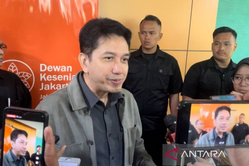 Calon Wakil Gubernur (Cawagub) Provinsi DKI Jakarta dari jalur independen atau perseorangan Kun Wardana Abyoto saat dijumpai di Taman Ismail Marzuki, Senin (23/9/2024). ANTARA/Lifia Mawaddah Putri.
