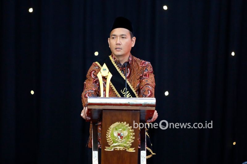 Ubaidillah Terima Penghargaan Santri Inspiratif 2024 di Jakarta