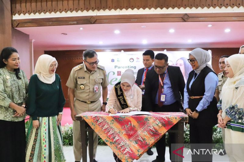 Seminar parenting bertajuk "Ibu Bahagia" di Kantor Walikota Jakarta Pusat, Senin (23/9/2024). ANTARA/HO-Pemerintah Kota Jakarta Pusat