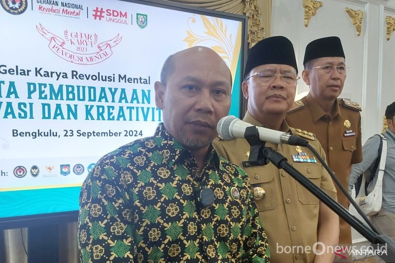 Deputi Bidang Koordinasi Revolusi Mental, Pemajuan Kebudayaan Kemenko PMK Warsito di Bengkulu, Senin. (ANTARA/Boyke Ledy Watra)
