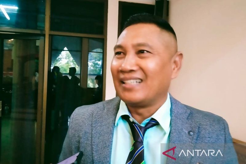 Direktur RSUD Provinsi NTB, dr Lalu Herman Mahaputra saat dikonfirmasi wartawan di Mataram, Senin (23/9/2024). ANTARA/Nur Imansyah