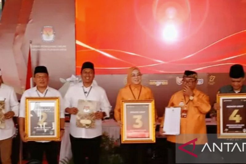 Empat Pasangan Calon Bupati Purwakarta Ikuti Pengundian Nomor Urut