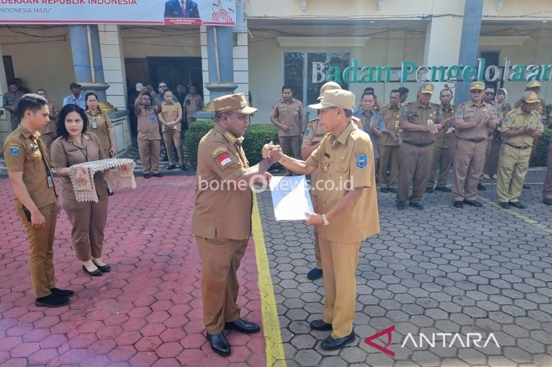 Bupati Manokwari, Edi Budoyo Diminta Segera Selesaikan APBD Perubahan