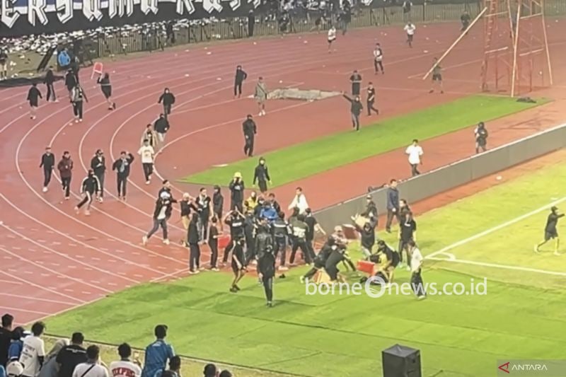 PT LIB Kecam Kericuhan Penonton di Pertandingan Persib vs Persija