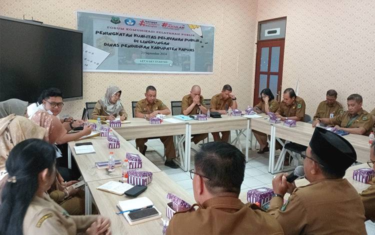 Disdik Kapuas Gelar Forum Komunikasi untuk Tingkatkan Kualitas Pelayanan Publik