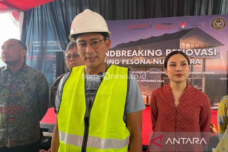 Menparekraf Sandiaga Salahuddin Uno dalam groundbreaking renovasi Gedung Pesona Nusantara di Jakarta, Selasa (24/9/2024). ANTARA/Sinta Ambar