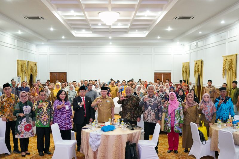 Gubernur Bengkulu Dorong Budaya Membaca dan Menulis untuk Literasi