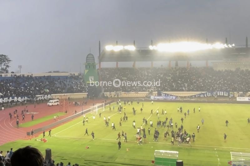 Dugaan Pengeroyokan Steward oleh Bobotoh Usai Laga Persib vs Persija