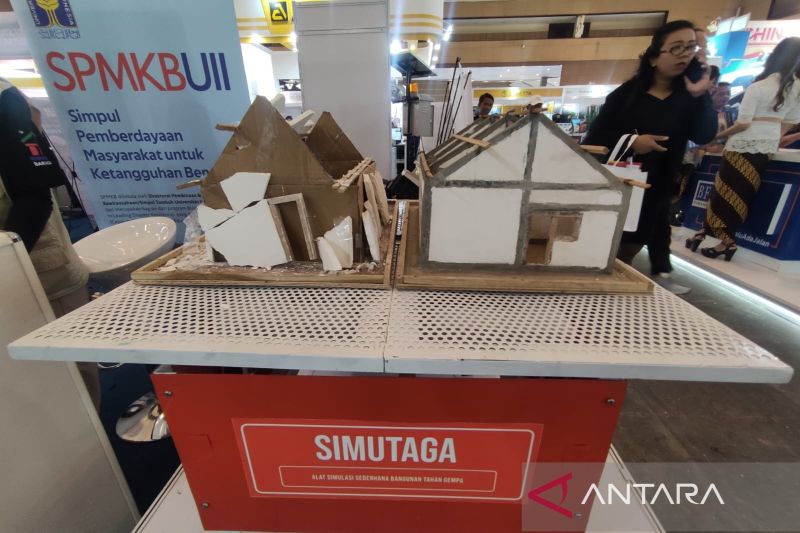BNPB Perkenalkan Solusi Rumah Tahan Gempa untuk Keluarga Miskin